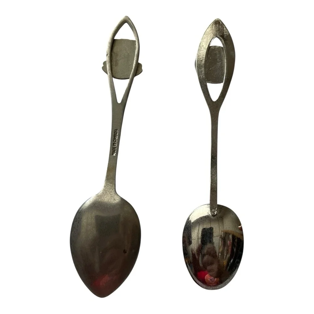 Niagara Falls Canada‎ Vintage Souvenir Spoon Pair Collectible